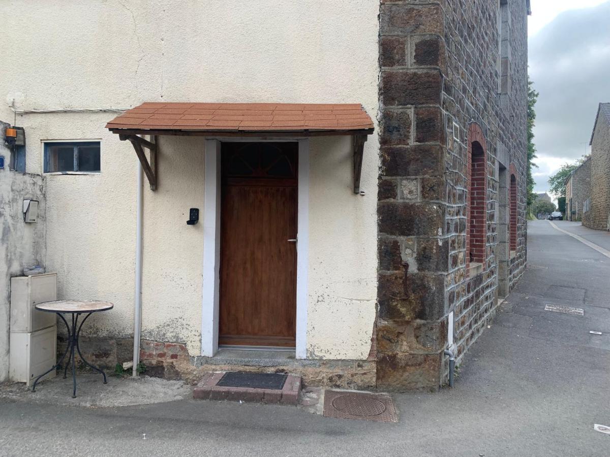 Ducey-Les Cheris Etape Mont Saint Michel St Malo 50220 Buitenkant foto